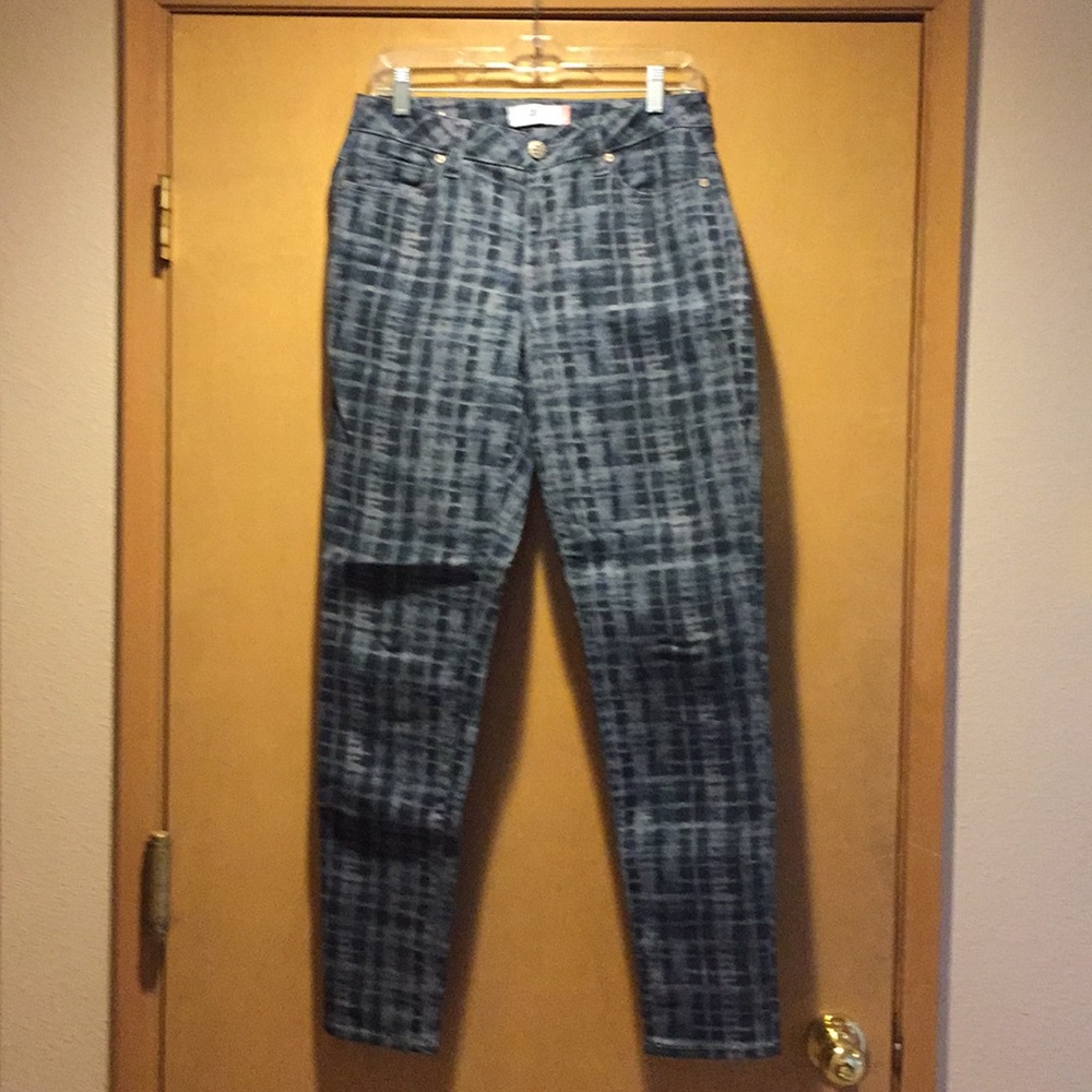 Women's jeans